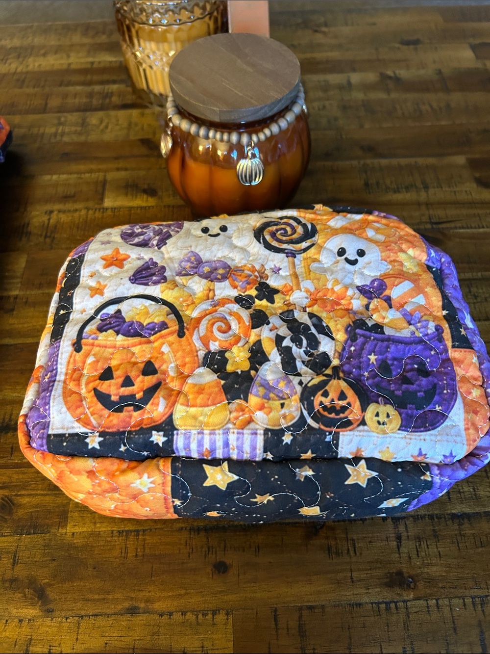 Quilted Halloween Tote & Cosmetic Bag in Halloween Colors | Orange & Purple - Picture 15 of 16